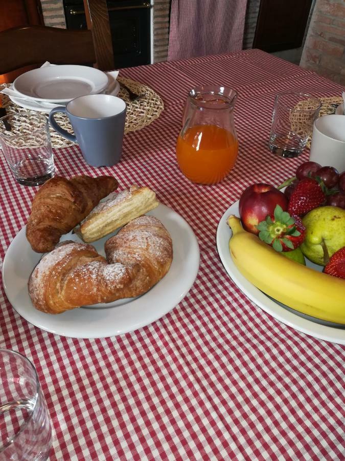 La Brigata Apartments Orange House Кавалино-Трепорти Екстериор снимка
