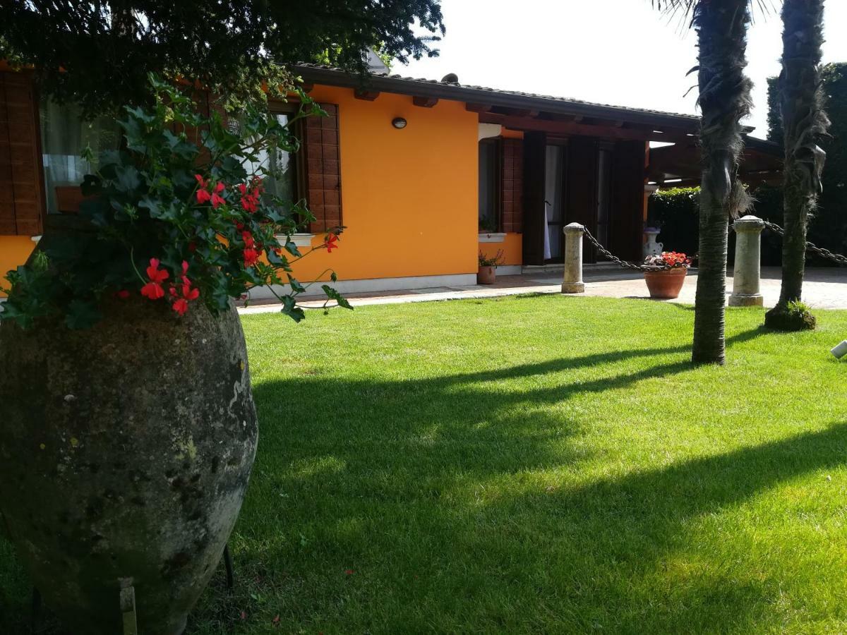 La Brigata Apartments Orange House Кавалино-Трепорти Екстериор снимка