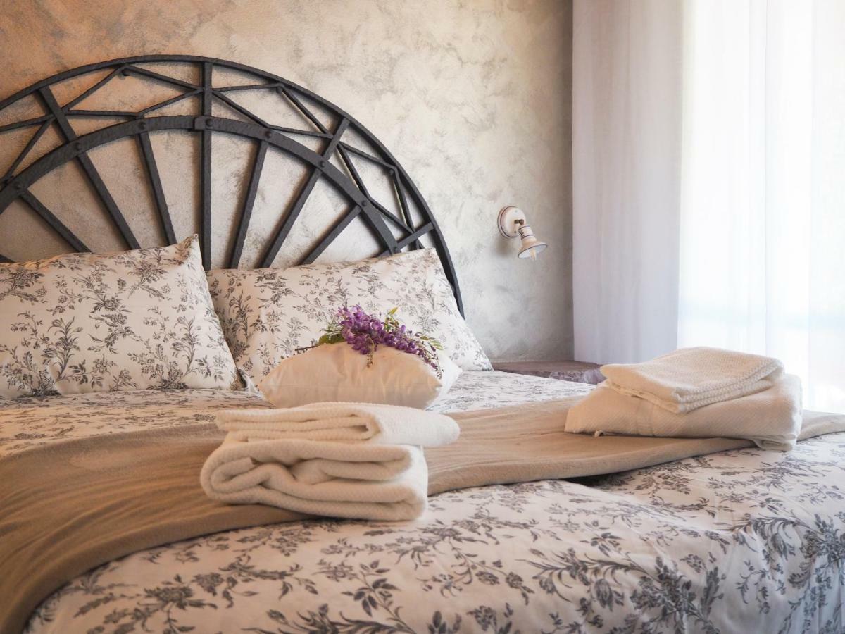 La Brigata Apartments Orange House Кавалино-Трепорти Екстериор снимка